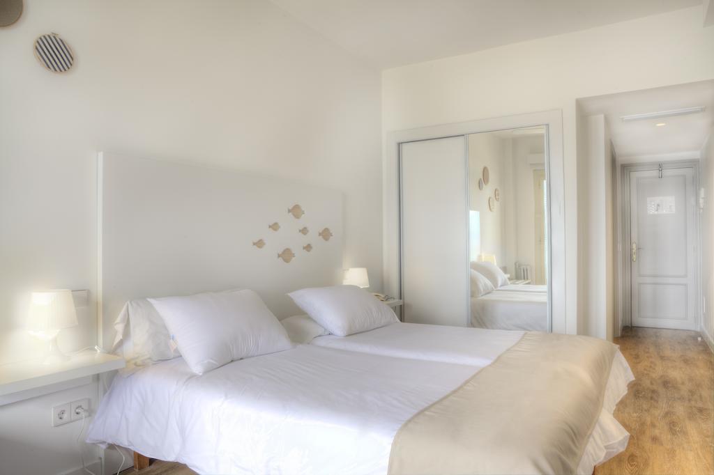 Carabela Hotel Peguera Luaran gambar